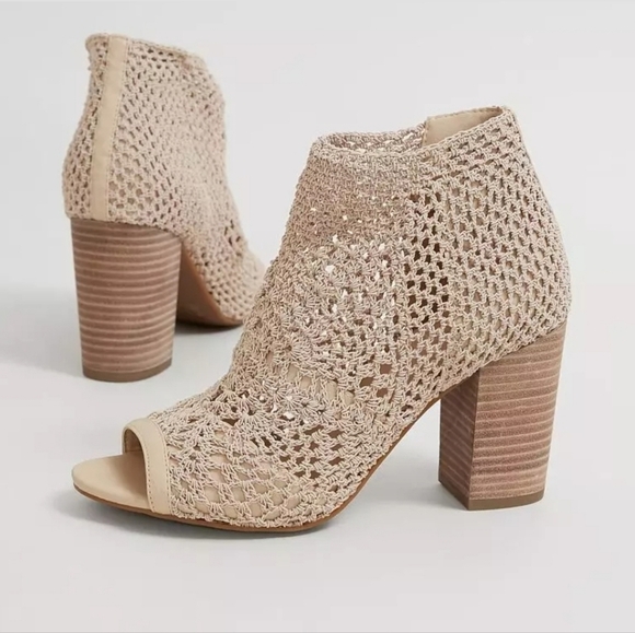 Jessica Simpson Rianne Bootie Size 8.5M - Picture 1 of 4
